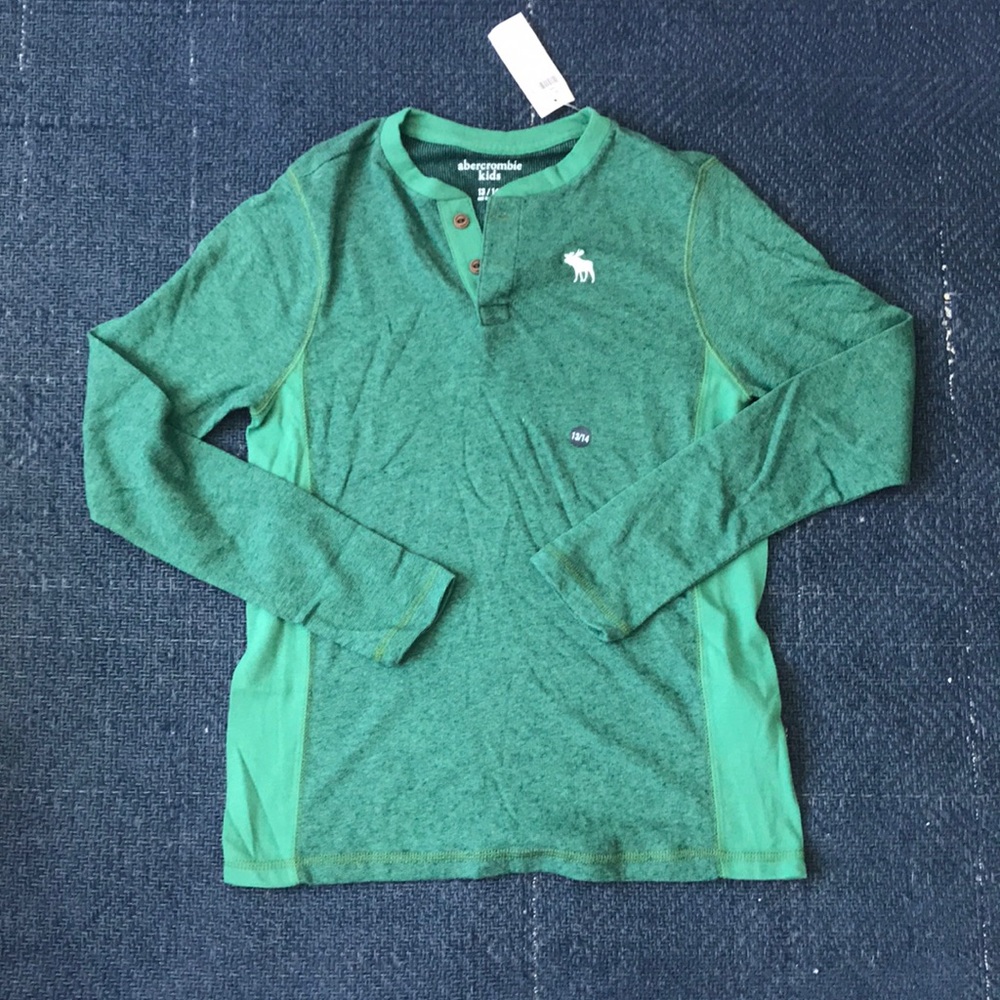 Abercrombie kids shirt